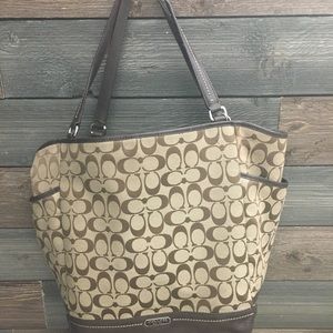 SOLD! Authentic COACH tote with zipper F23295